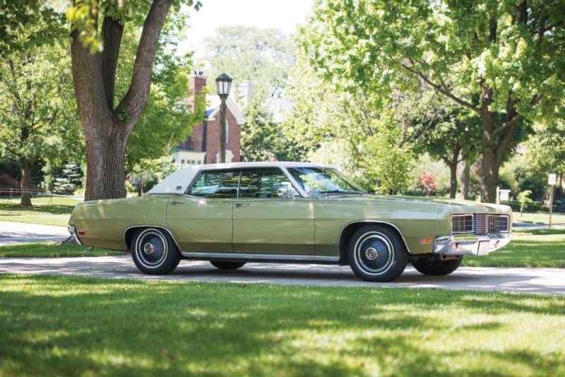 ford custom ltd